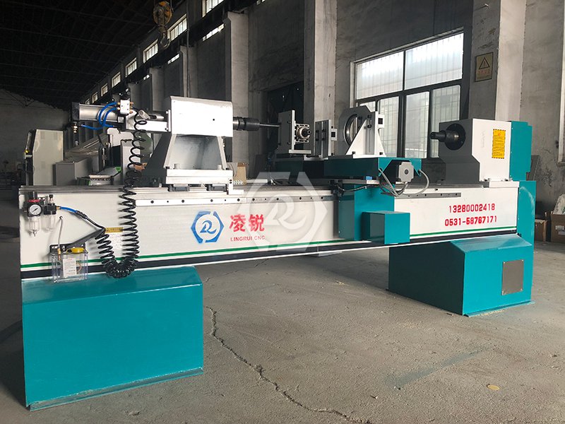 LR-1530單軸數控木工車床